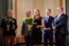 Nominowana w kategorii Literatura Katarzyna Pochmara-Balcer oraz Wojciech Chmielewski, który odebrał Medal Pamiątkowy w imieniu Adriana Sinkowskiego, 23 września 2019, Zamek Królewski w Warszawie, fot. Tomasz Urbanek/East News