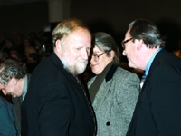 Na pierwszym planie Adam Myjak i Ignacy Gogolewski - uroczystość rozdania nagród, Teatr Polski, 2002 r. Fot. UMWM