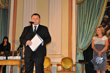 Nominowanych do nagrody oraz gości przywitał wicemarszałek Marcin Kierwiński. Galę poprowadziła Monika Richardson. Fot. UMWM