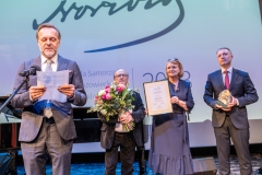 W imieniu Anny Wieczur nagrodę odebrał Jacek Laszczkowski, który przeczytał podziękowania od laureatki.